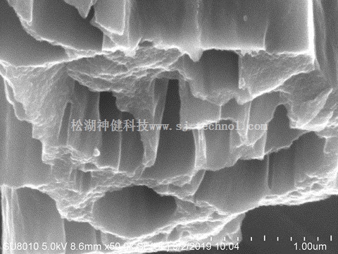 表面石墨烯结构多孔碳